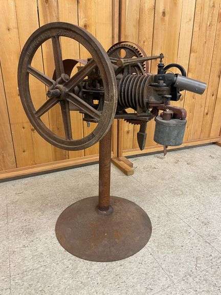 Aermotor Hit and Miss Engine image