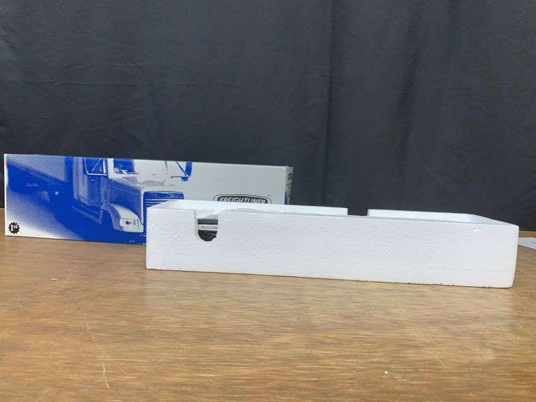 1/54 Jevic Transportation Semi NIB 1st Gear image