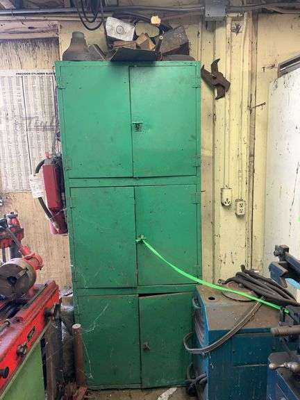 Tool Cabinets With Contents And Arc Welder image