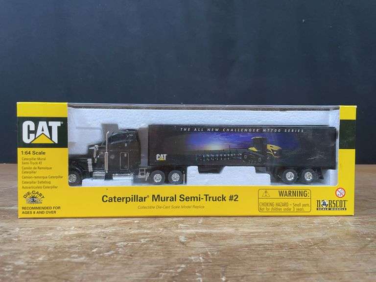 1/64 Caterpillar Semi NIB Norscot image
