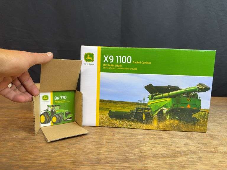 (2) 1/64 John Deere 8R 370 + X9 1100 Combine Farm Show NIB Ertl image