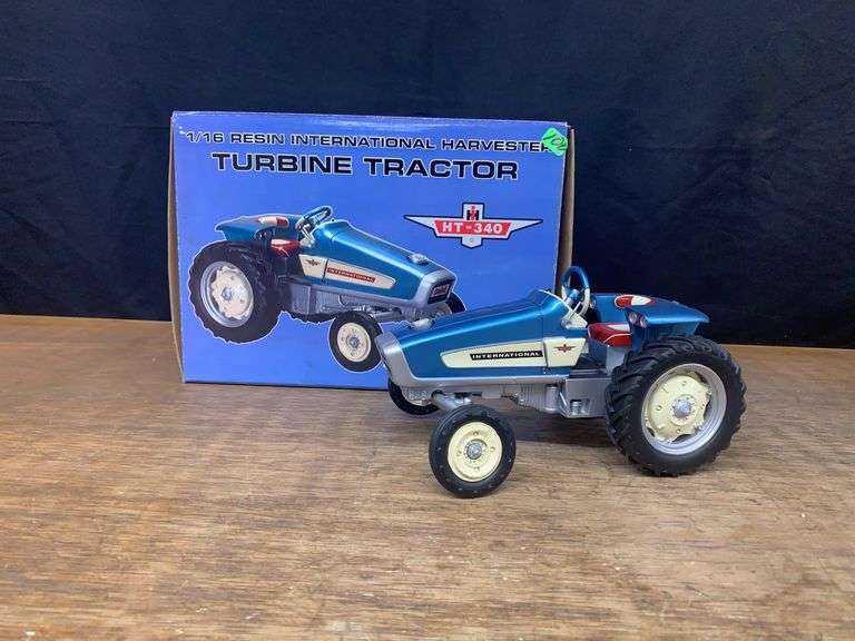 1/16 IH HT-340 Turbine Tractor NIB SC image