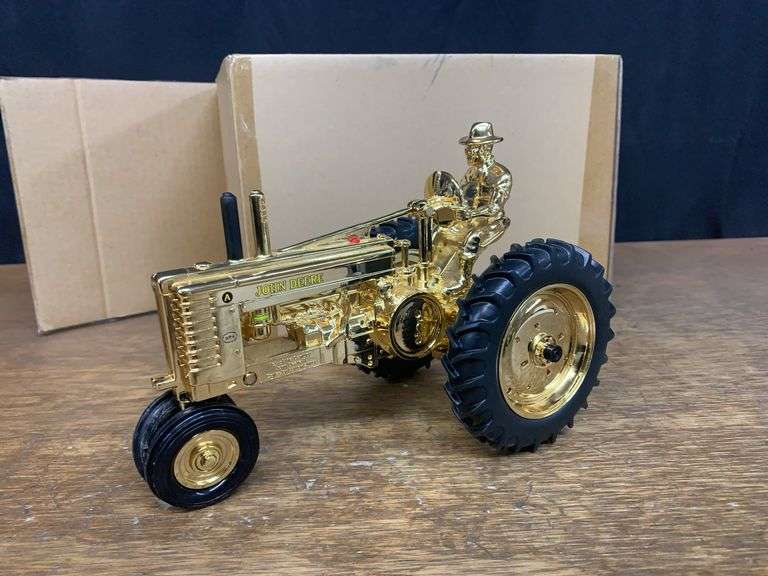 1/16 John Deere A Gold Top 100 NIB Ertl image