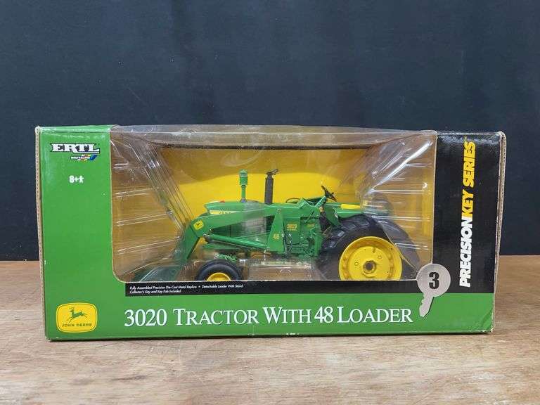 1/16 John Deere 3020 w/Loader Precision Key NIB Ertl image