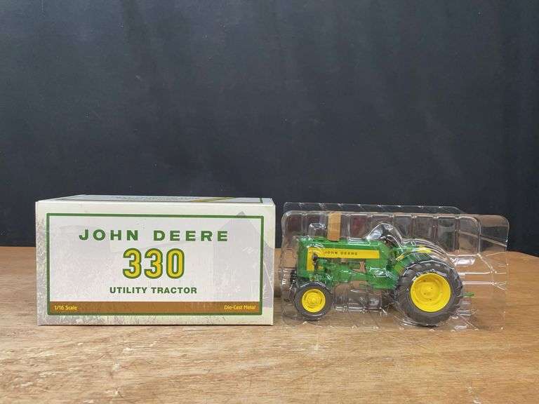 1/16 John Deere 330 2005 2 Cylinder NIB Ertl image