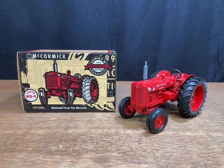 1/16 McCormick Super WD-9 1993 NFTM NIB Ertl image