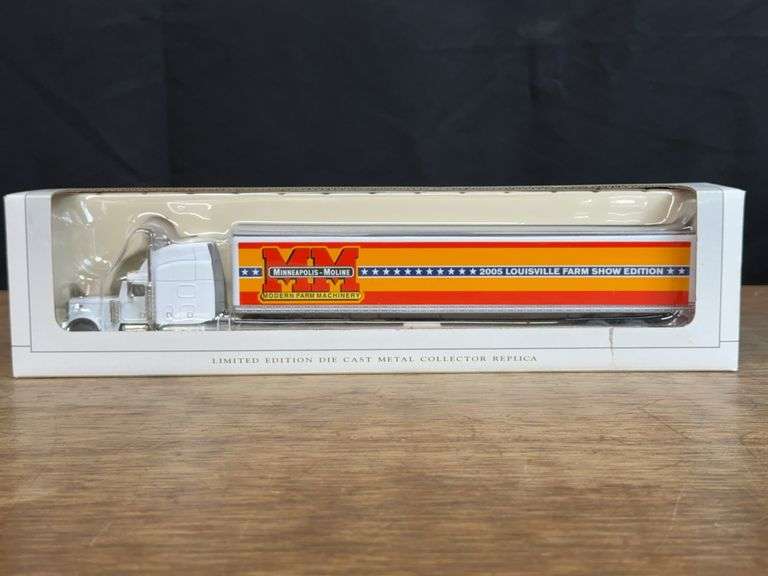 1/64 MM Semi 2005 Louisville NIB SC image