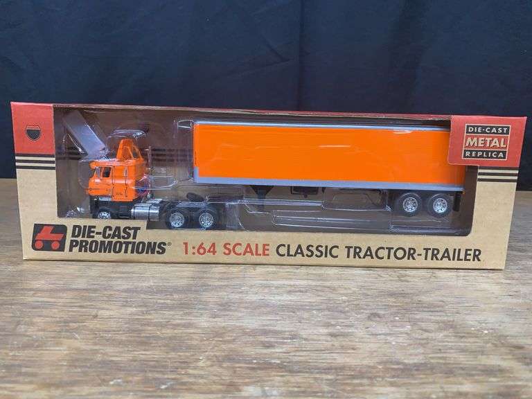 1/64 Schneider Transport Semi NIB DCP image