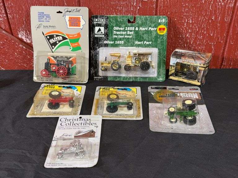 (7) 1/64 Oliver + Hart-Parr NIB image