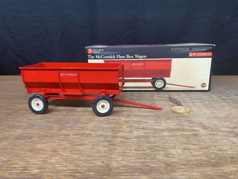 1/16 McCormick Flare Box Wagon Precision Ertl image