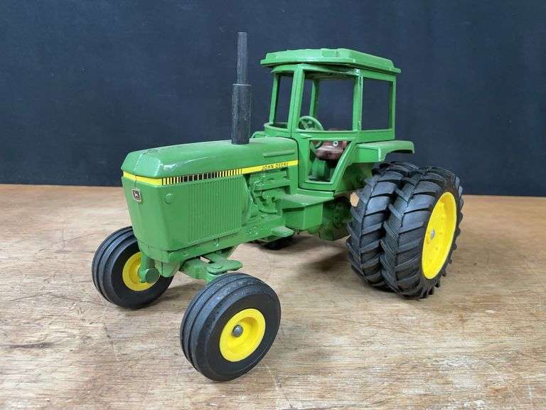 1/16 John Deere 4440 Ertl image