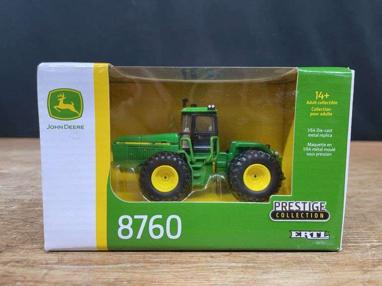 1/64 John Deere 8760 Prestige NIB Ertl image