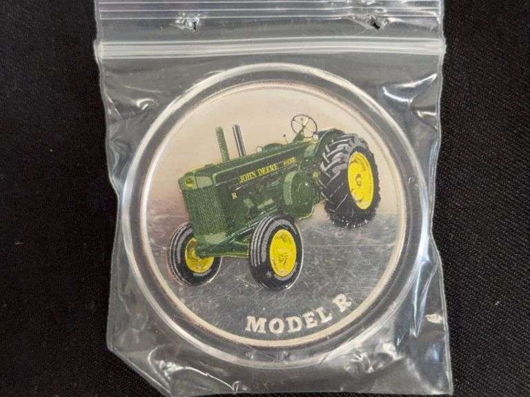 John Deere Model R .999 Fine Silver Coin image