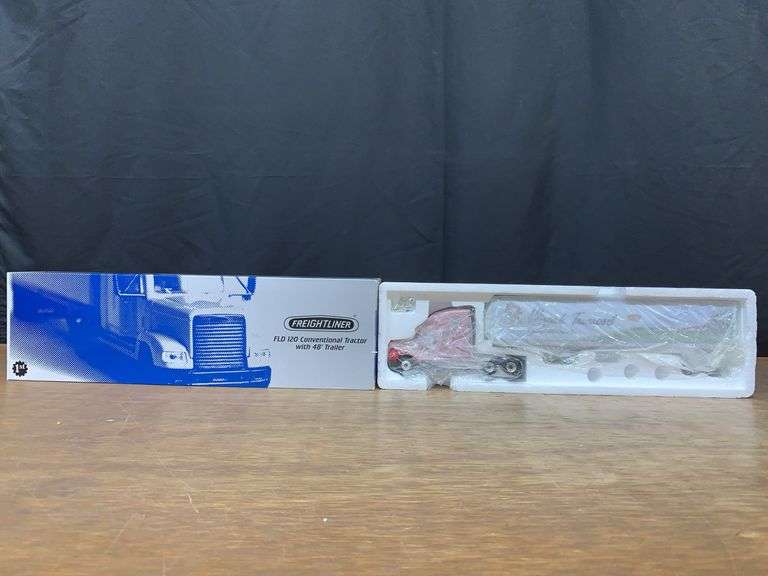 1/54 Wispak Transport Freightliner Semi NIB 1st Gear image
