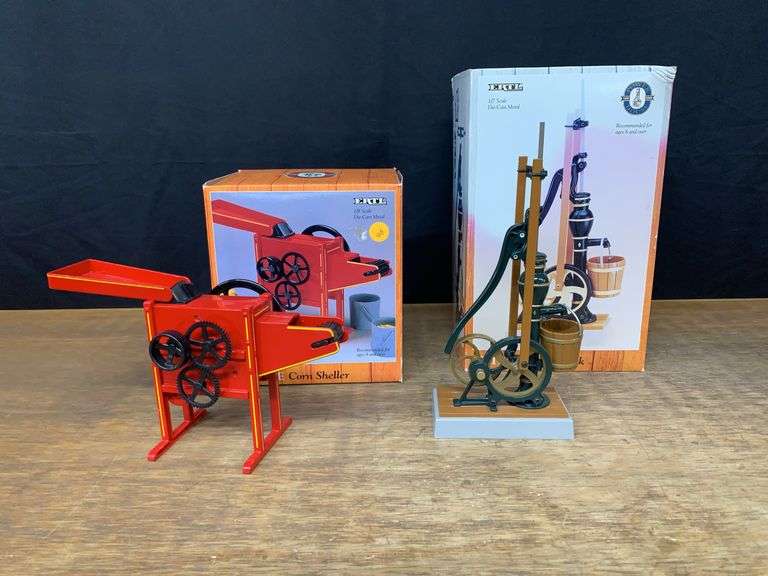 (20 Pump Jack + Corn Sheller NIB Ertl image