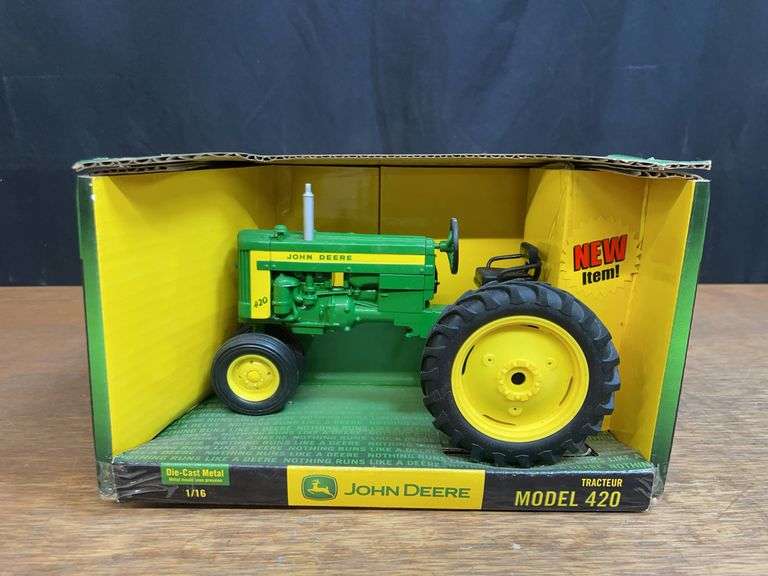 1/16 John Deere 420 NIB Ertl image
