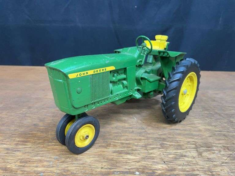 1/16 John Deere 3020 Ertl image