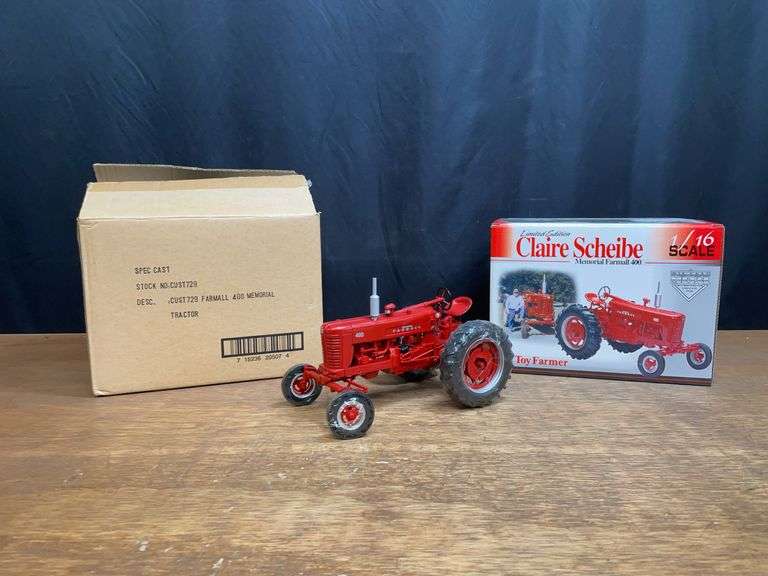 1/16 Farmall 400 Claire Scheibe NIB SC image