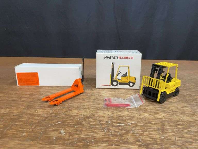 (2) Hyster Forklift + Bulli Pallet Jack NIB image