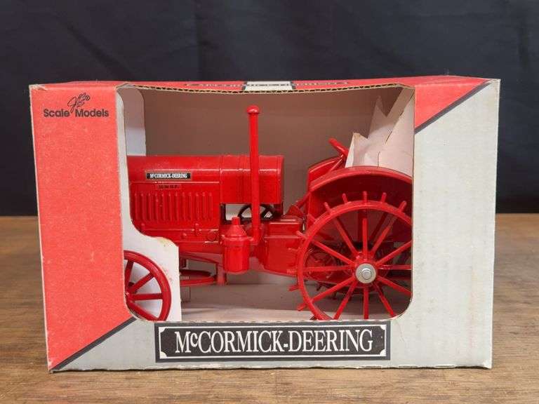 1/16 McCormick-Deering 22-36 NIB SM image