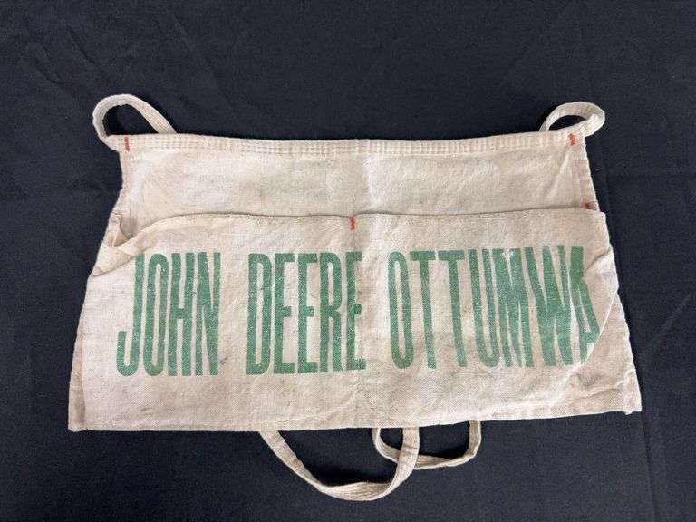 John Deere Ottumwa Tool Apron image