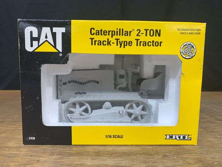 1/16 Holt Caterpillar 2-Ton Crawler Collector NIB Ertl image