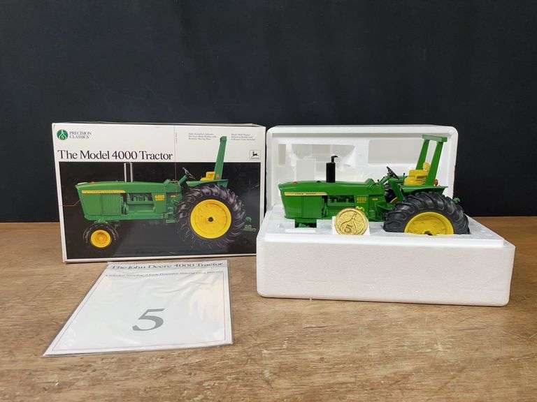 1/16 John Deere 4000 Precision NIB Ertl image