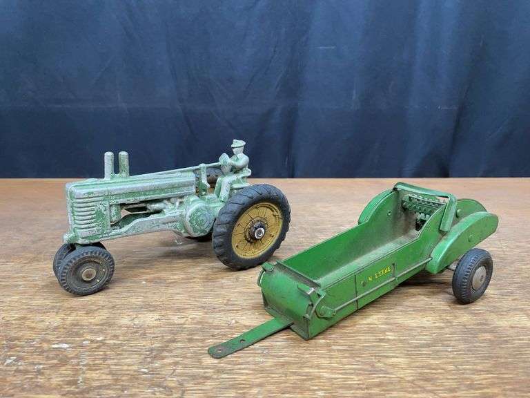 (2) 1/16 John Deere A + Spreader image
