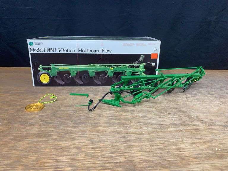 1/16 John Deere F145H Plow Precision Ertl image