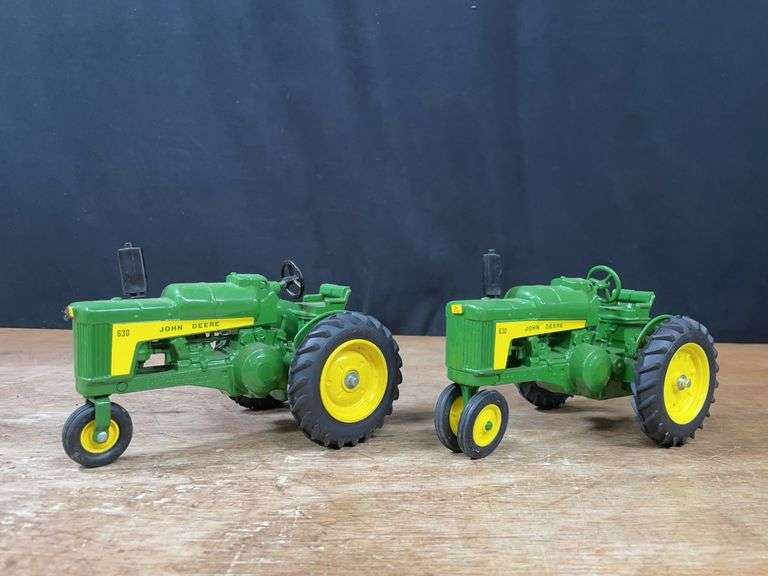 (2) 1/16 John Deere 630LP Ertl image