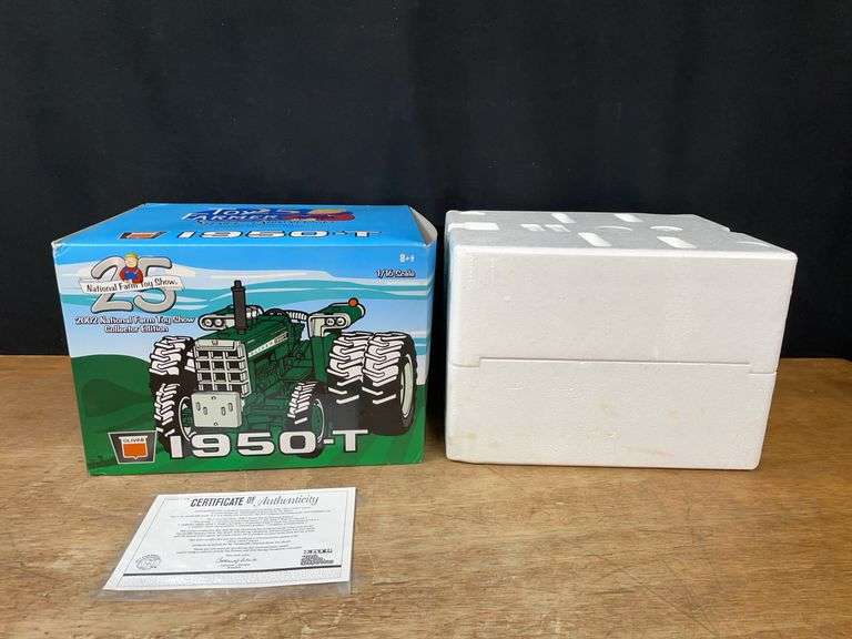 1/16 Oliver 1950-T 2002 NFTS NIB Ertl image