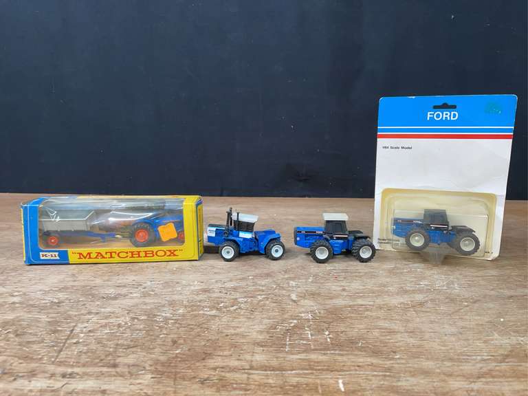 (4) Ford Tractors image