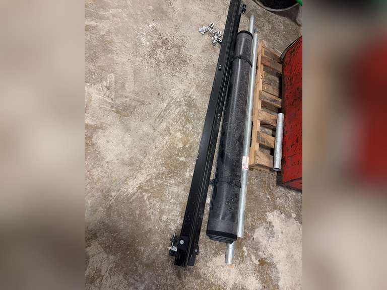 8' Tonneau Cover. Off 2022 Dodge 2500. image