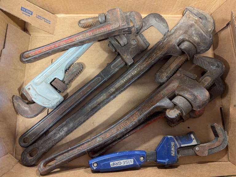(7) Assorted Pipe Wrenches image