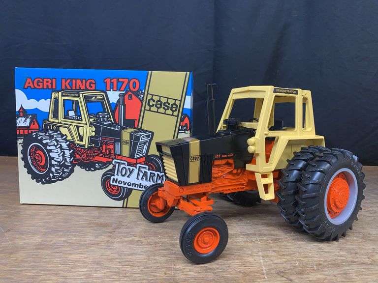 1/16 Case 1170 Demonstrator 1996 NFTS NIB Ertl image