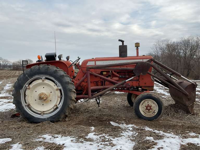 Allis-Chalmers D-19 Wide Front image