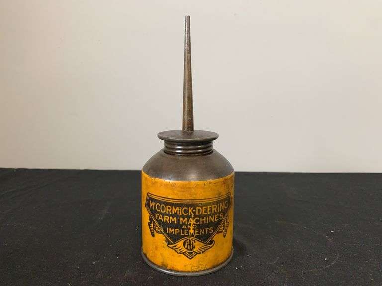 IHC McCormick-Deering Oil Can image