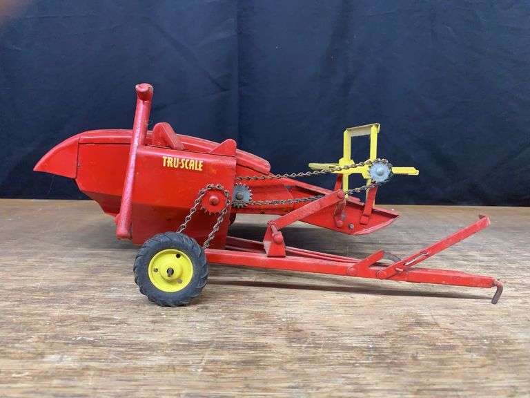 1/16 Tru-Scale Combine Carter image