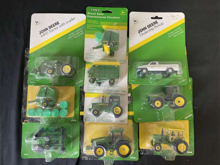 (10) 1/64 John Deere NIB Ertl image