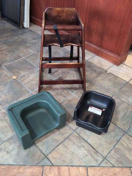 HighChair with (2) Booster Seats image
