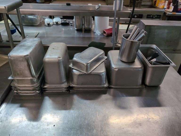 (17) Stainless Steel Pans - Assorted Sizes image