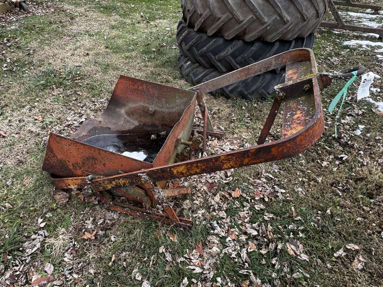 Allis Chalmers 30" Slip Scoop image
