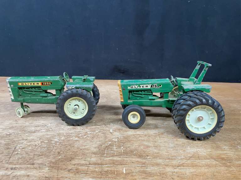 (2) Oliver 1850 + 1855 Ertl image
