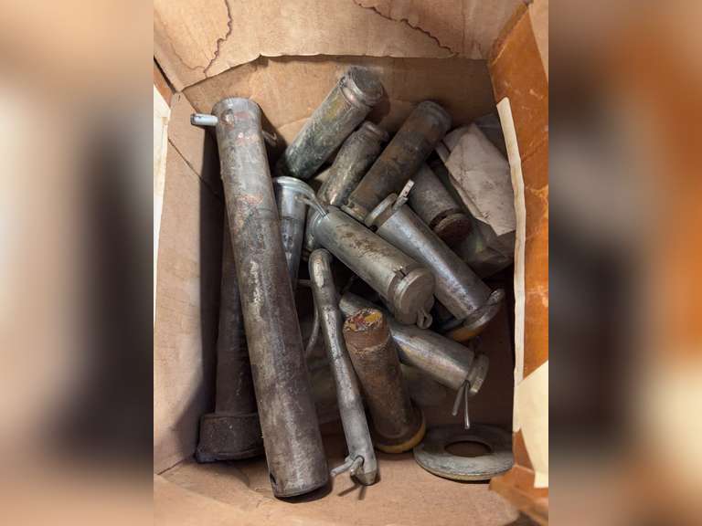 Assorted Hitch Pens image