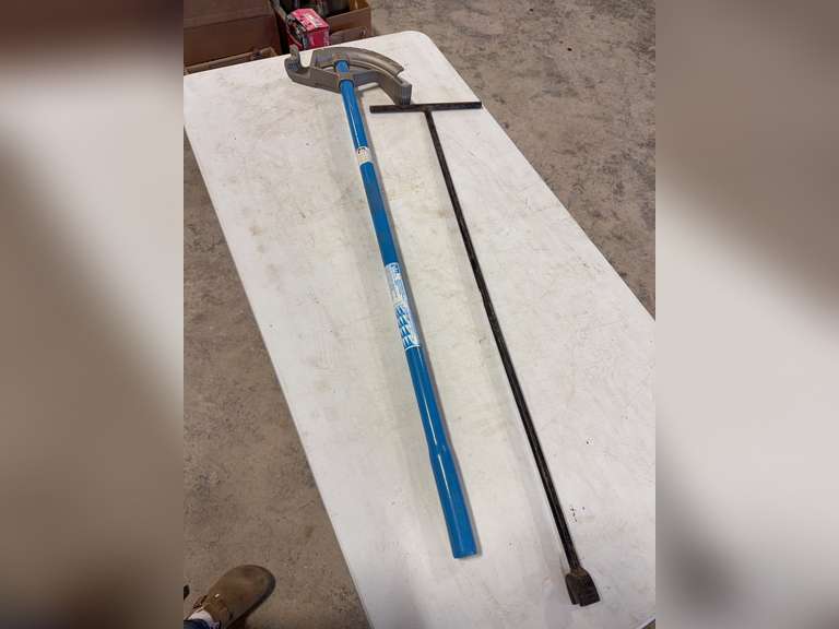 Conduit Bender and Water Shut-Off Tool image