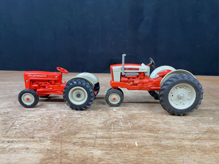(2) 1/16 Ford 621 Workmaster + Ford 901 Ertl image