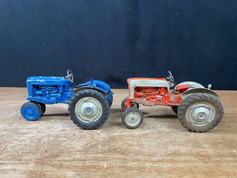 (2) 1/12 Ford 961 Hubley image