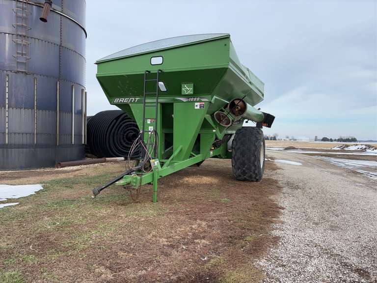 Brent 1080 Grain Cart w/ Tarp and Scales image
