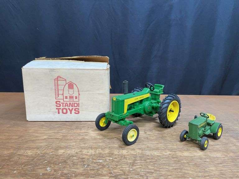 (2) 1/16 John Deere 530 + 110 L&G image