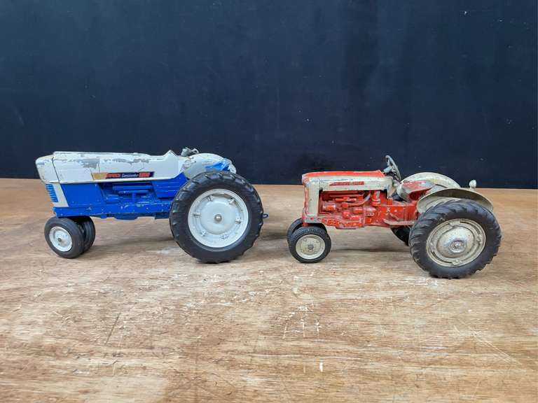 (2) 1/12 Ford Commander 6000 + 961 Hubley image